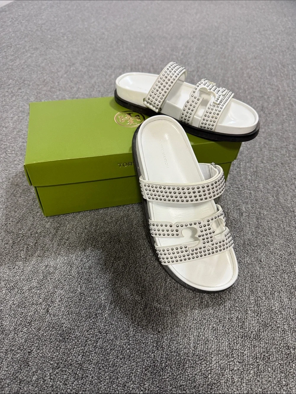 Tory Burch INES stud sport slides size 7